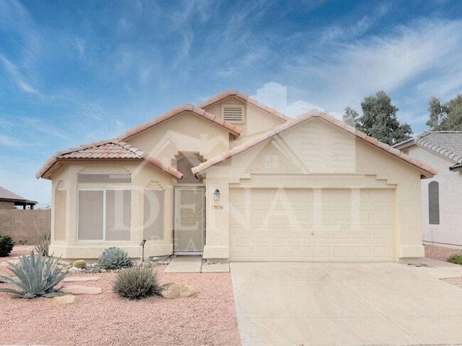 Photo - 19636 N Coyote Lakes Pkwy House