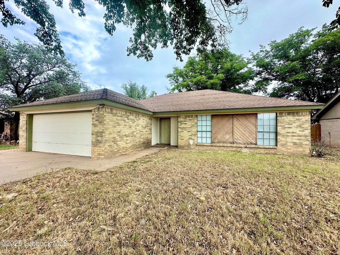 Foto principal - 5608 Duke St