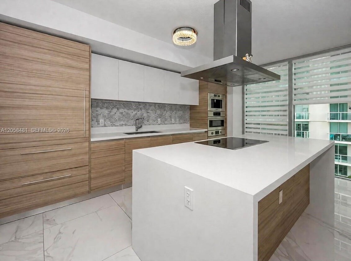 Photo - 300 Sunny Isles Boulevard 4802