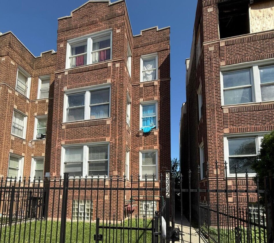 Foto principal - 3332 W Polk St