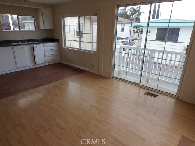 Foto del edificio - 12710 3rd St