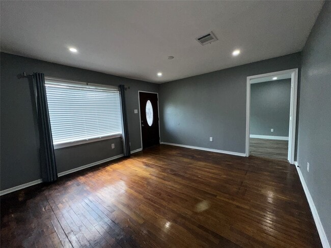 Building Photo - 8227 St Lo Rd