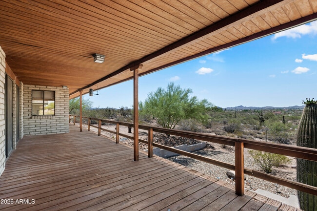 Foto del edificio - 2230 N Vulture Mine Rd