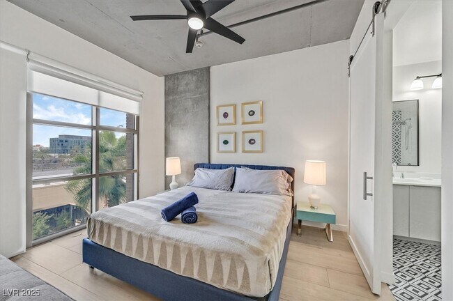 Foto del edificio - 353 E Bonneville Ave