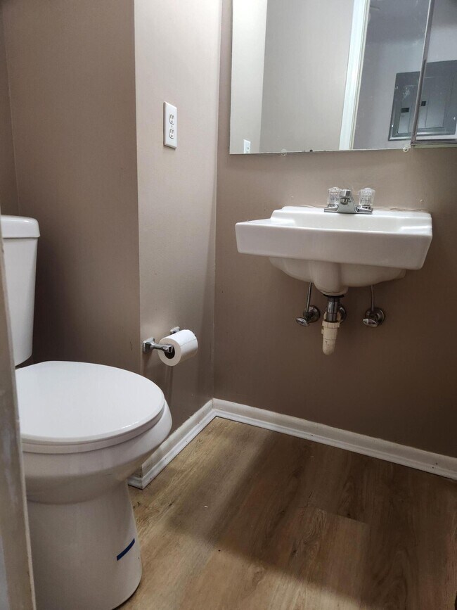 Building Photo - 2821 Dry Ridge Ct