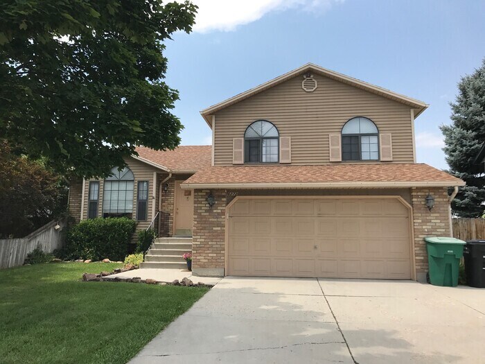 Spacious West Jordan 4 Bedroom! - Spacious West Jordan 4 Bedroom!