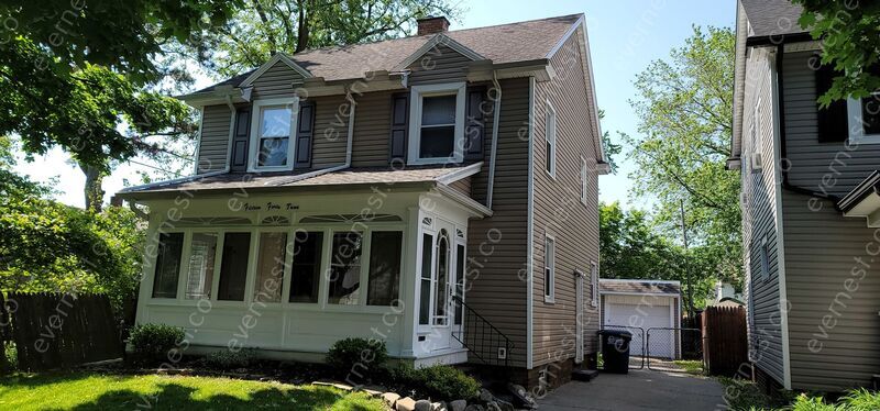 Primary Photo - 1543 Crestwood Rd