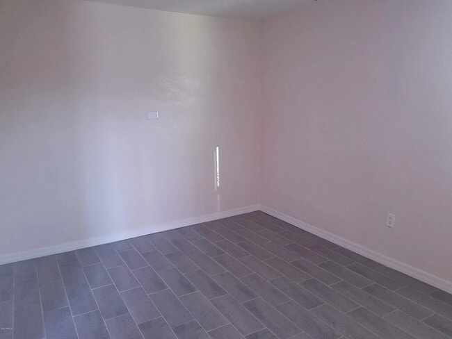 Foto del edificio - Spacious 1-Bed Home in North Phoenix with Private Backyard