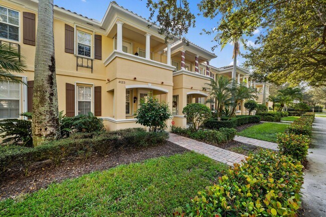 Building Photo - 4123 Community Dr