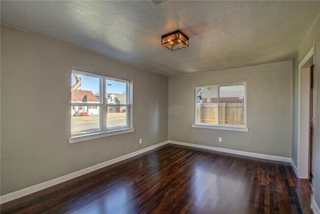 Foto del edificio - 2644 NW 34th St