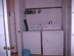 Foto del edificio - 13715 Naomi Hollow Ln