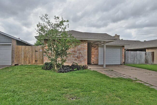 Foto del edificio - 6327 Porterway Dr