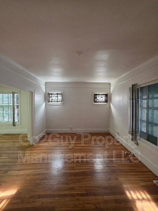 Foto del edificio - 5502 Audubon Rd