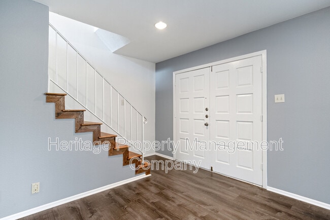 Foto del edificio - 10958 Crown Pk Ln