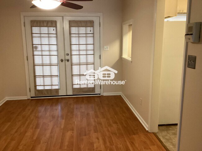 Building Photo - 6700 Roswell Rd NE