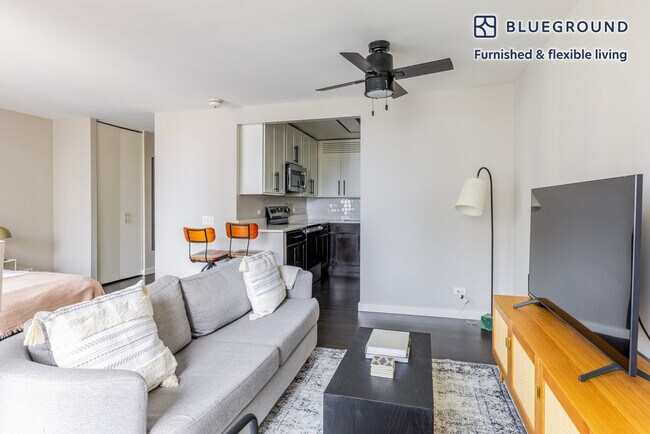 Foto del edificio - 77 W Huron St