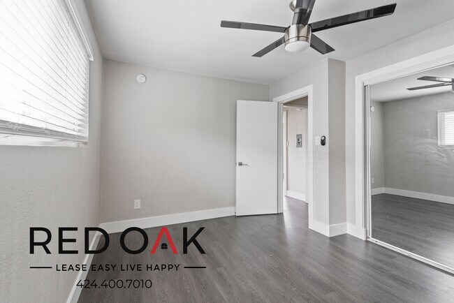 Building Photo - ~$200 OFF Each Month~ Fabulous Top Floor O...