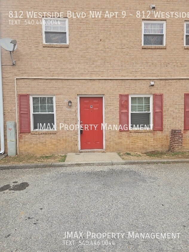 Primary Photo - This property has a no security deposit op...