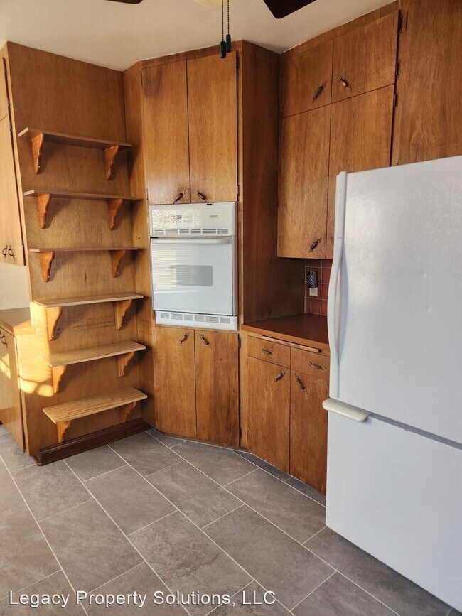 Foto del edificio - 3 br, 2 bath House - 2205 E. 13th St.