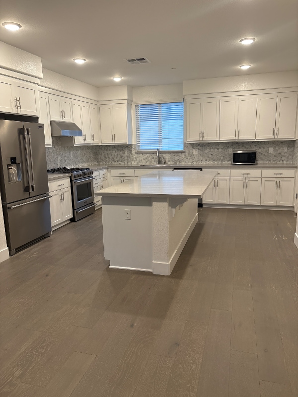 Photo - 392 Line St Townhome