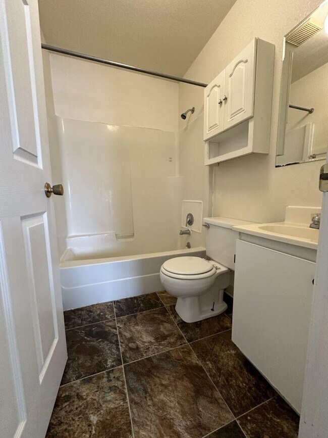 Foto del edificio - 1 bedroom in Billings MT 59105