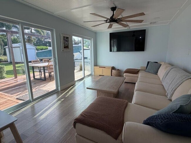 Foto del edificio - 2637 Exuma Rd