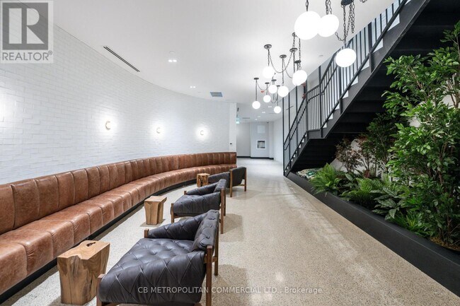 Photo du bâtiment - 2946 Dundas St W