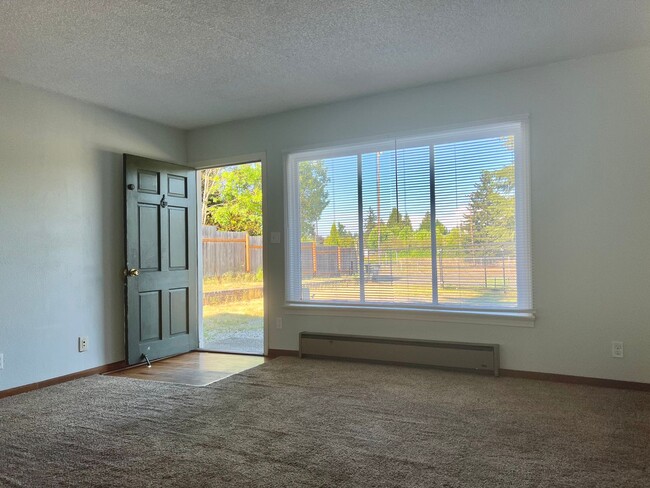 Building Photo - 2 bedroom home located in Burien