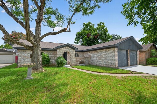 Foto del edificio - 7635 Dawnridge Dr