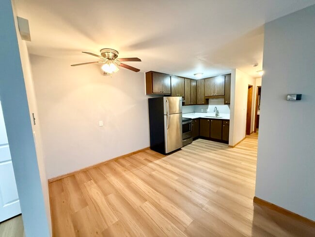 Building Photo - Bayside Apartments