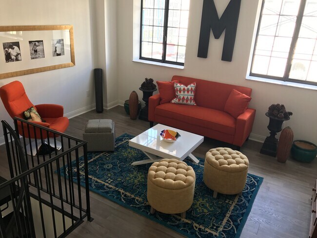 upper level living area - 1019 Main St Apartments