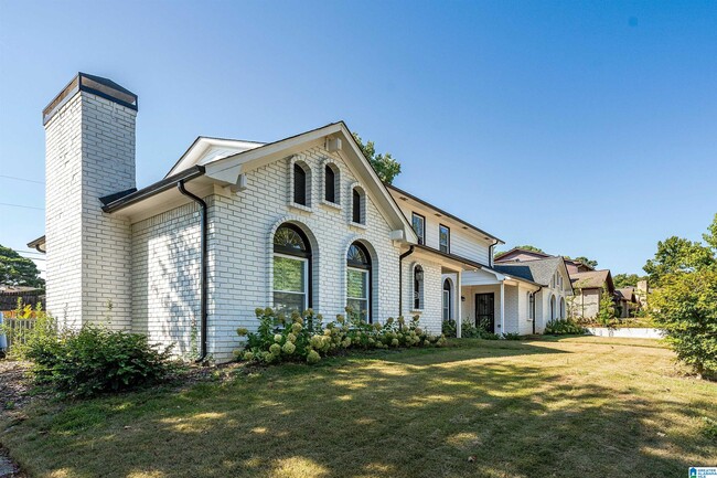 Foto del edificio - 2510 Hawksbury Ln
