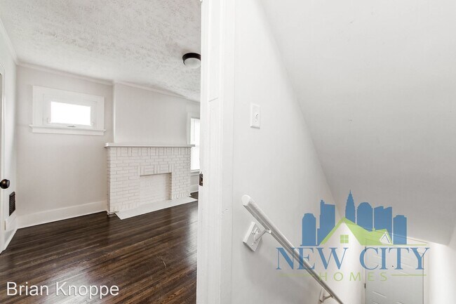 Foto del edificio - 925-927 W Town St