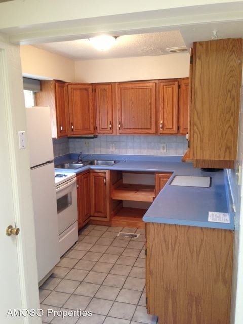 Building Photo - 3 br, 2 bath House - 538 Topaz Ave.