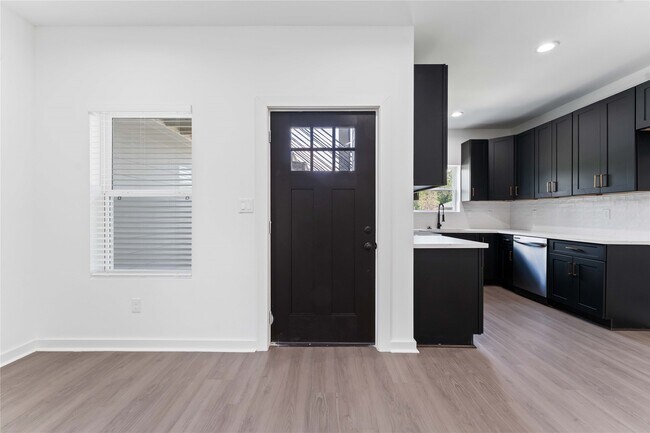 Foto del edificio - 414 N Carolina St