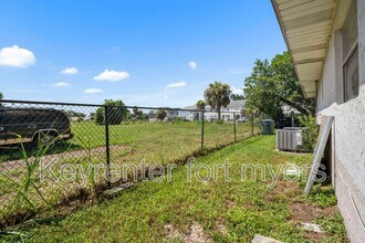 Building Photo - 3660 Seminole Ave