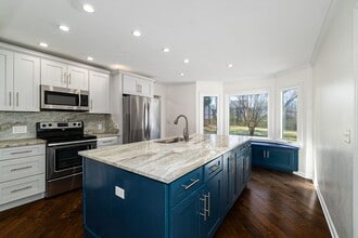 Building Photo - 9512 Imperial Dr