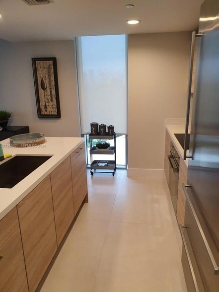 Foto del edificio - 16385 Biscayne Blvd