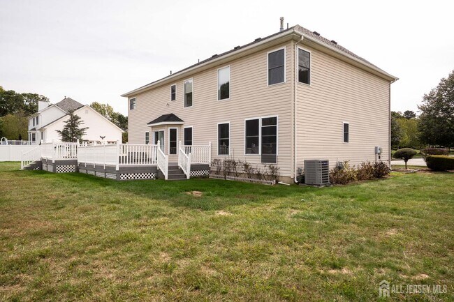 Foto del edificio - 27 Samantha Dr