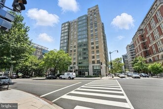 Building Photo - 1150 K St NW