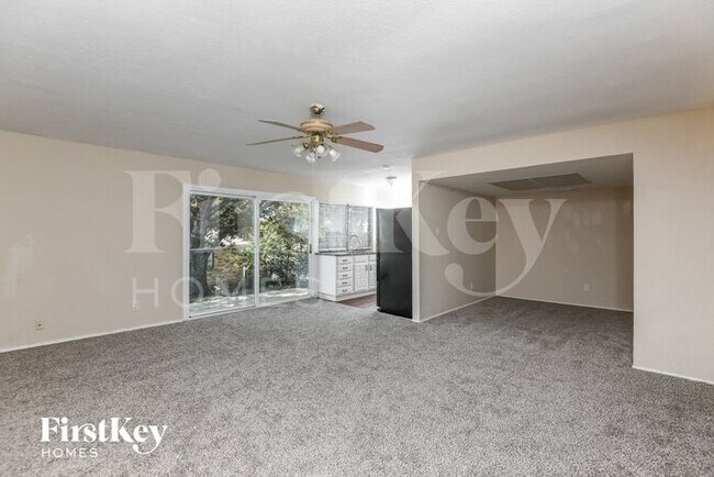 Foto del edificio - 3106 Overglen Dr