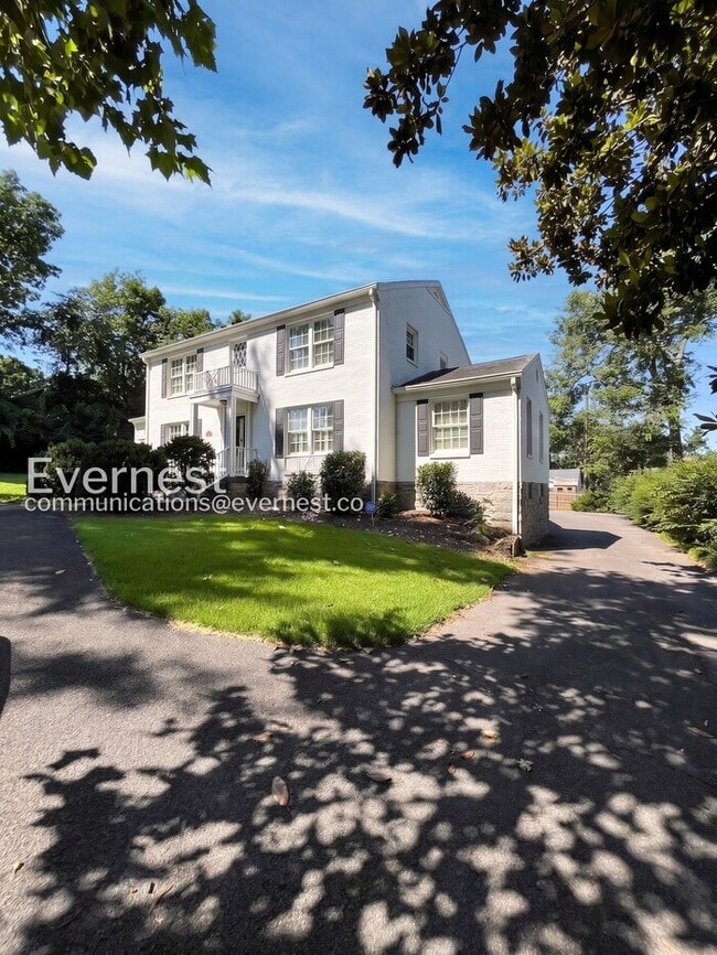 Building Photo - 109 Mayfair Rd