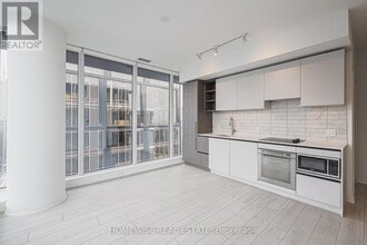 Building Photo - 55 Mercer St