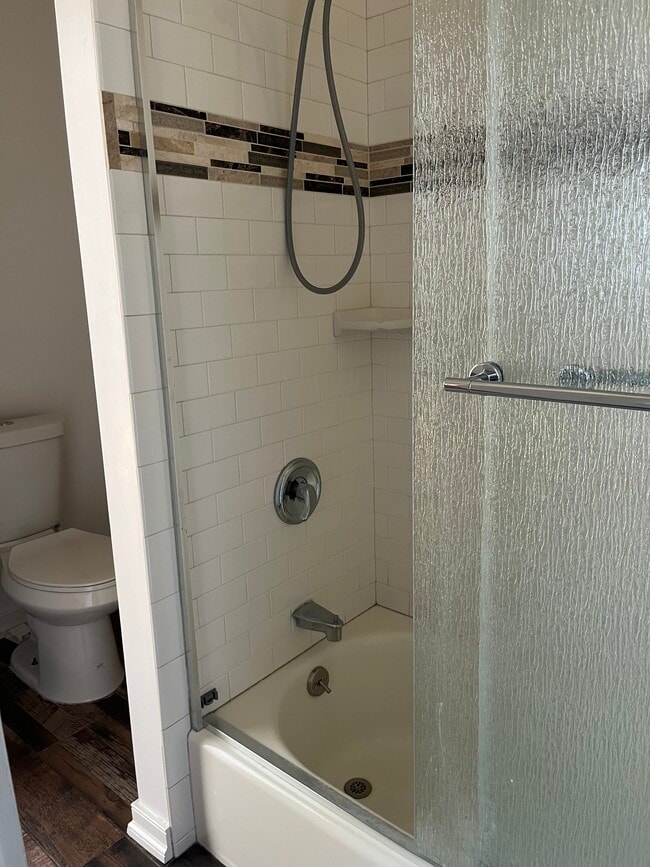 tub shower - 45 Stewart Ave