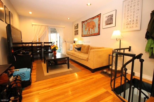 Foto del edificio - 466 Washington St
