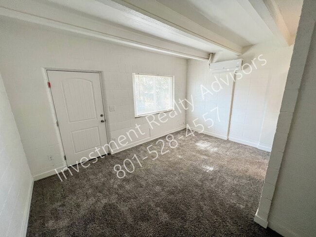 Building Photo - 2253 S 700 E