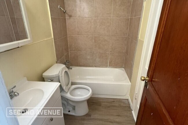 Foto del edificio - 2731 Jeffrey Ave