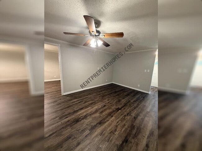 Building Photo - 1710 Cedarhurst Dr
