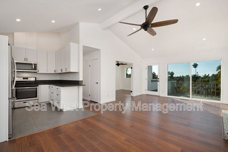 Primary Photo - 733 Del Riego Ave.