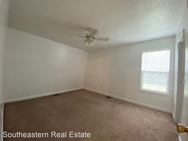 Building Photo - 3 br, 2 bath House - 200 O'Berry Dr